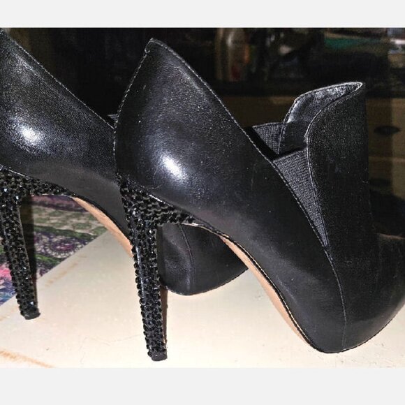 Beautiful Nine West Bootie Heels - Picture 10 of 16